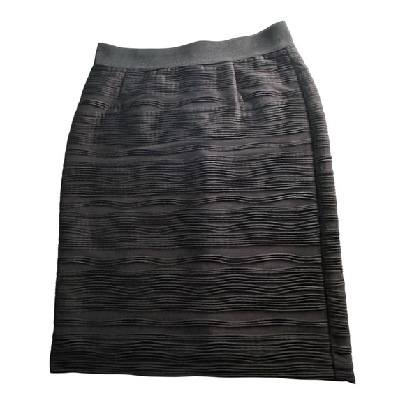 Alfani Dresses & Skirts - Alfani Skirt Women's Size 10( 32" X 24") Black Below Knee 1/4 Zip Back‎ Straight